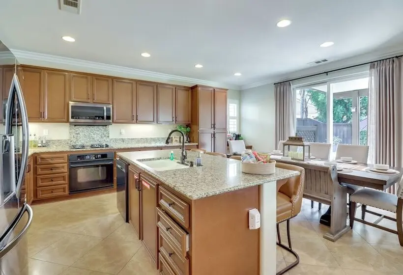 Near Temecula Wine Country! Socal Home W/ Hot Tub