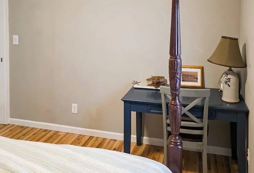 Open Layout Maine Cottage With Washer/dryer & Grill Dog Friendly