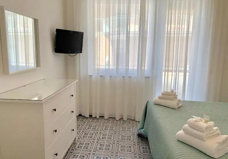 Hotelli Angelina Apartments