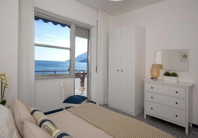 Hotelli Angelina Apartments