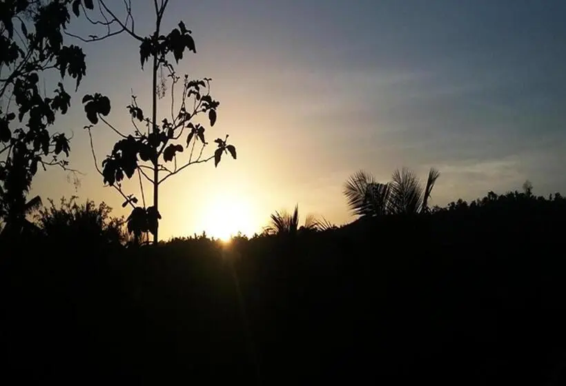 ホテル Sebrang Hills Bungalow
