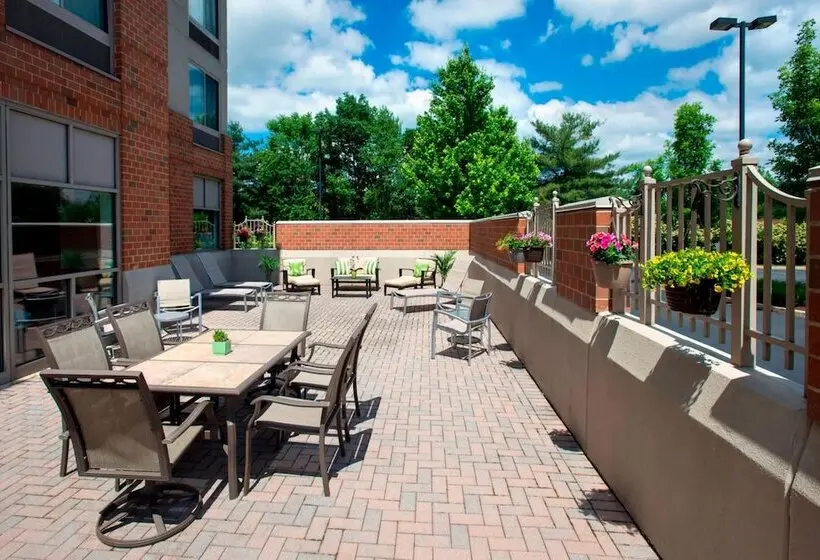 Hotelli Willow Grove Inn By Ihg
