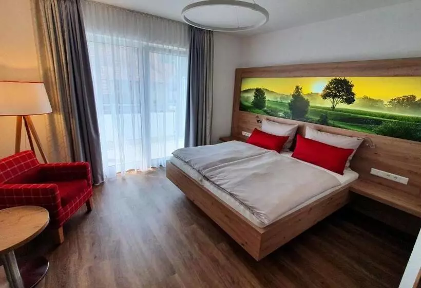 Retkeilymaja Der Adler