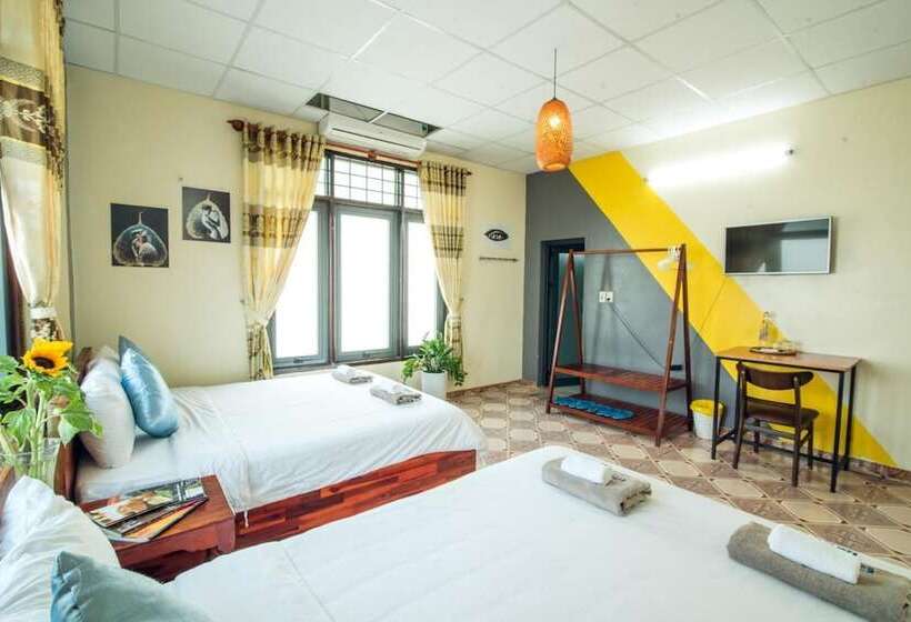 تختخواب و صبحانه Bamboo S House