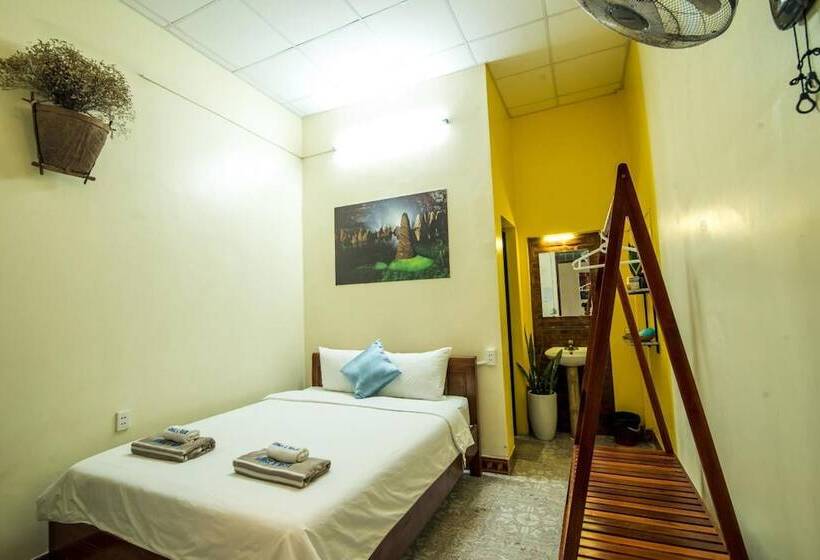 تختخواب و صبحانه Bamboo S House