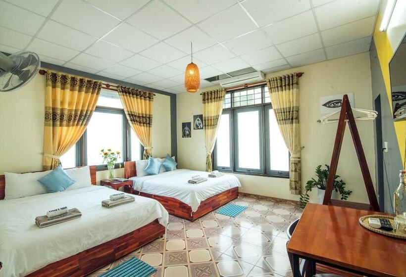 تختخواب و صبحانه Bamboo S House