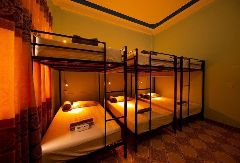 تختخواب و صبحانه Bamboo S House