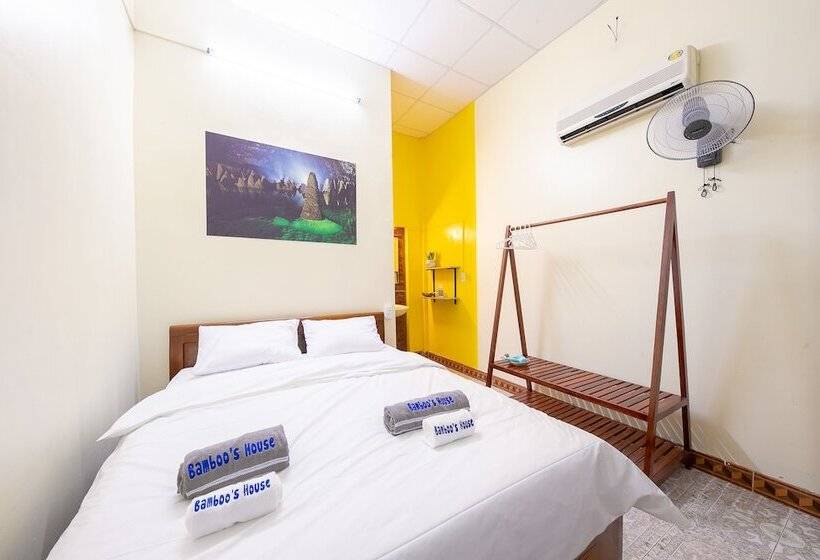 تختخواب و صبحانه Bamboo S House