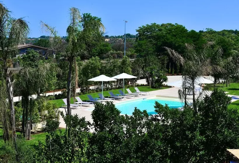 Aamiaismajoitus (B&B) Borgo Fiorito Relais