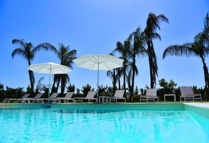 Aamiaismajoitus (B&B) Borgo Fiorito Relais