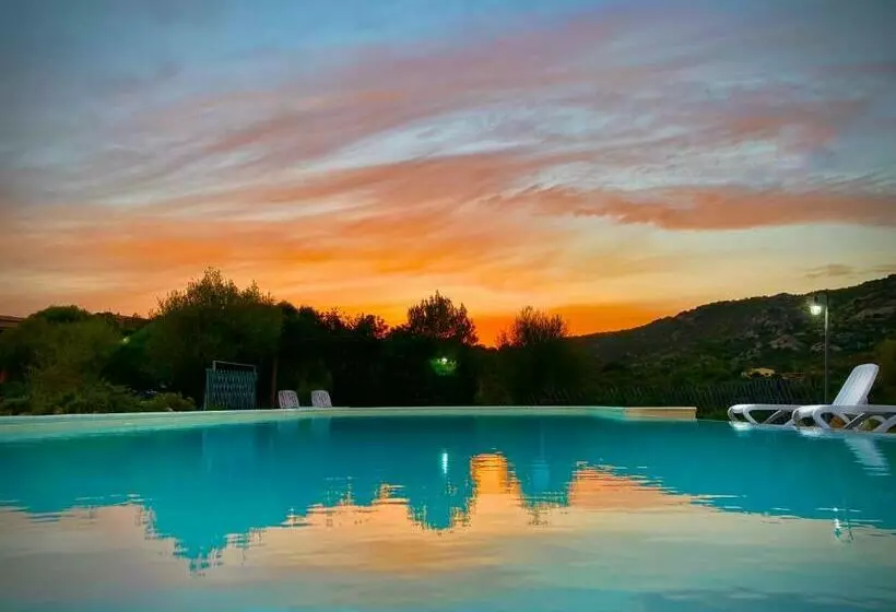 Casagliana Suite Resort