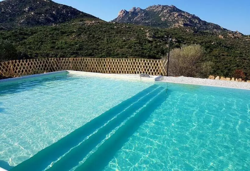 Casagliana Suite Resort