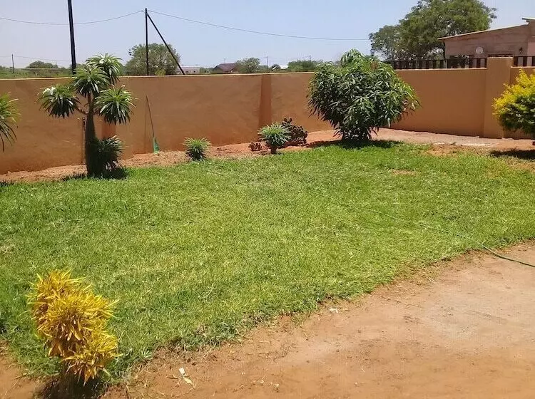 Rest Shade Bed And Breakfast