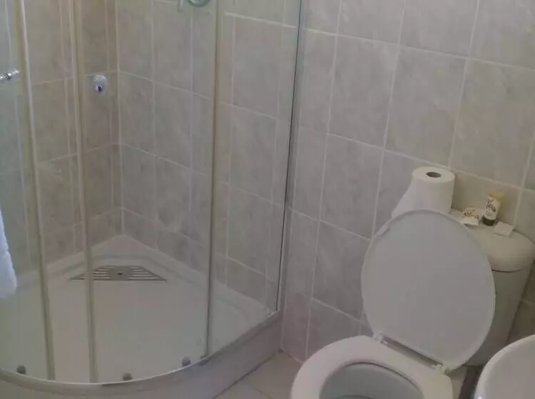 Rest Shade Bed And Breakfast