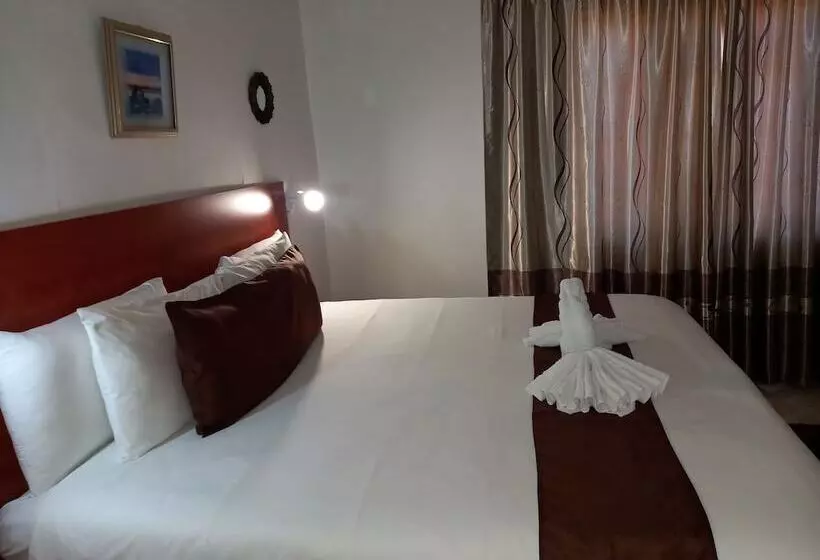 Rest Shade Bed And Breakfast