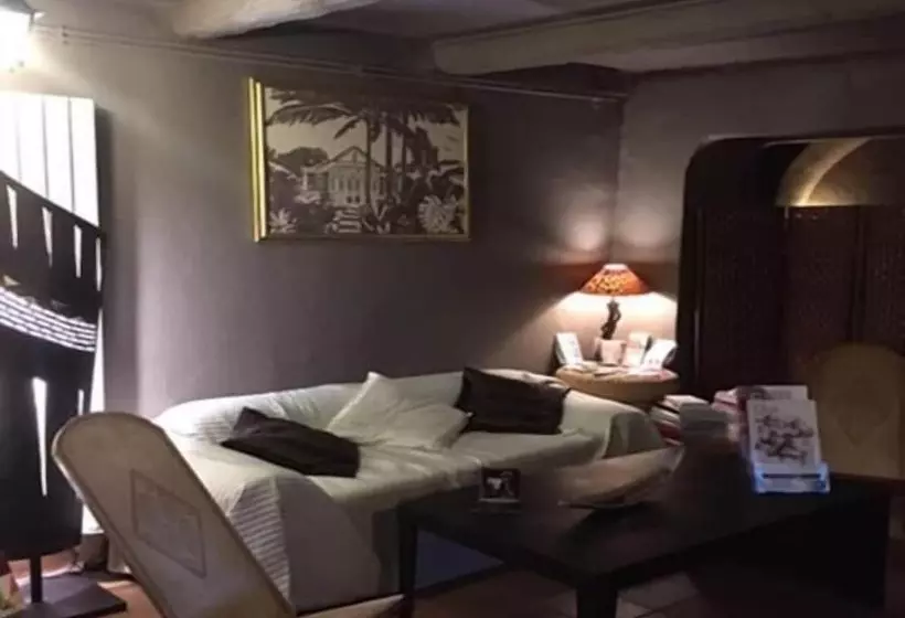 ベッドアンドブレックファースト Esprit D'ailleurs