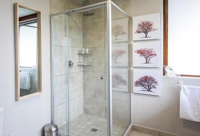 تختخواب و صبحانه Kambaku @ Sea