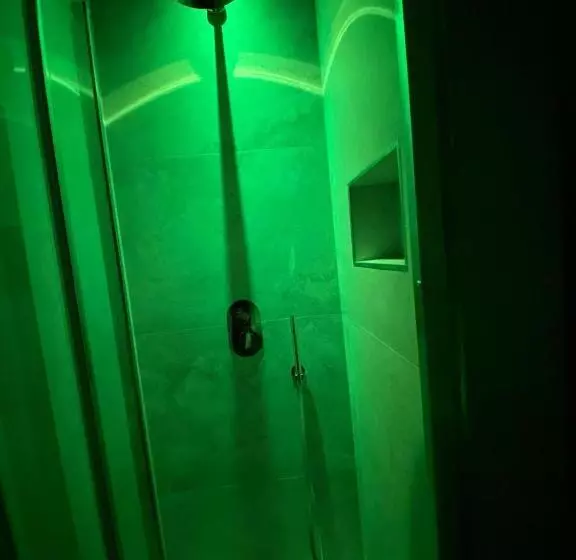 تختخواب و صبحانه La Fontanella
