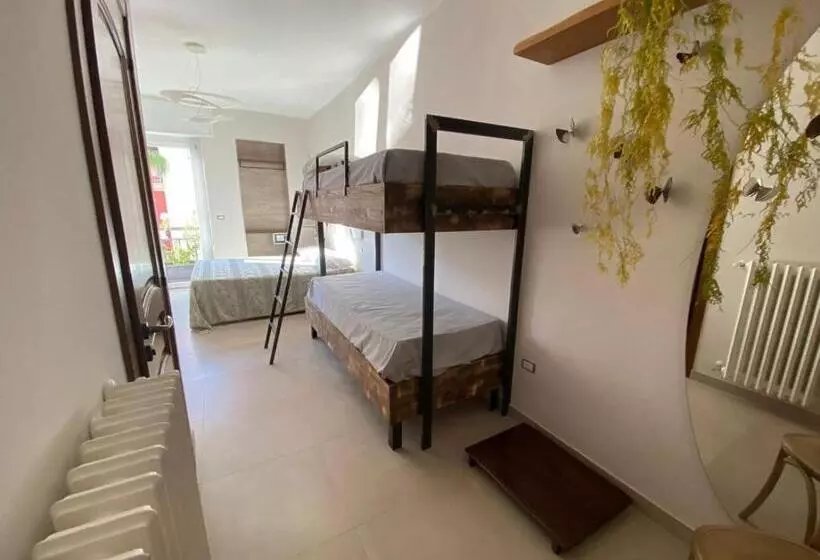 تختخواب و صبحانه La Fontanella