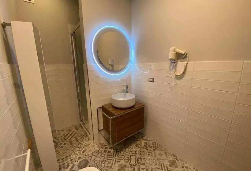 تختخواب و صبحانه La Fontanella