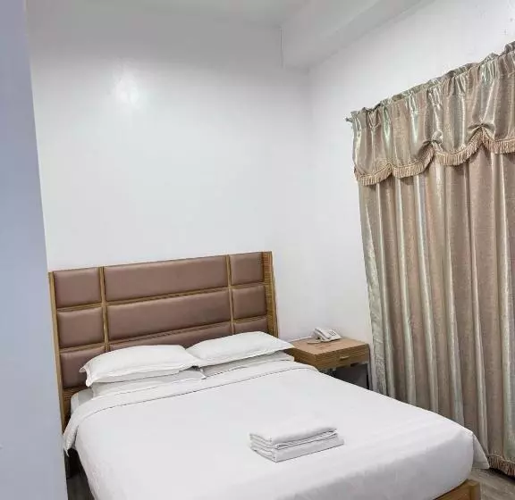 Jeamco Royal Hotel   Palawan