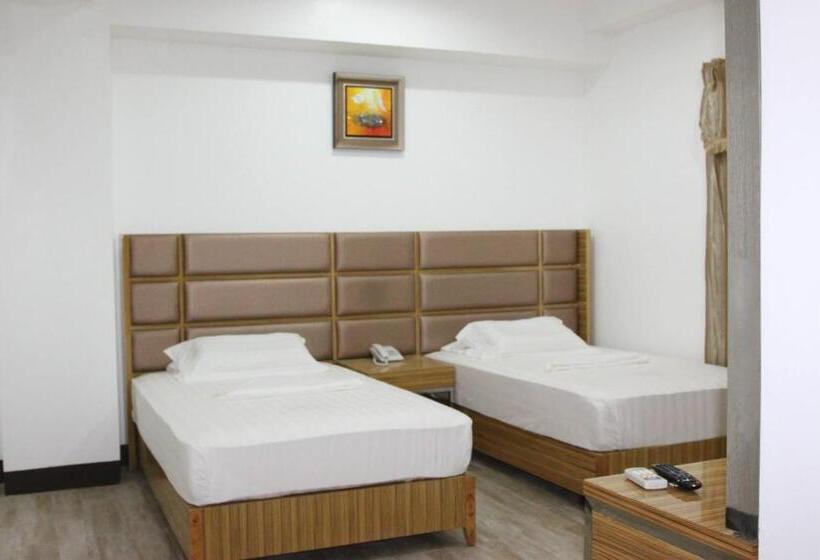 Jeamco Royal Hotel Palawan