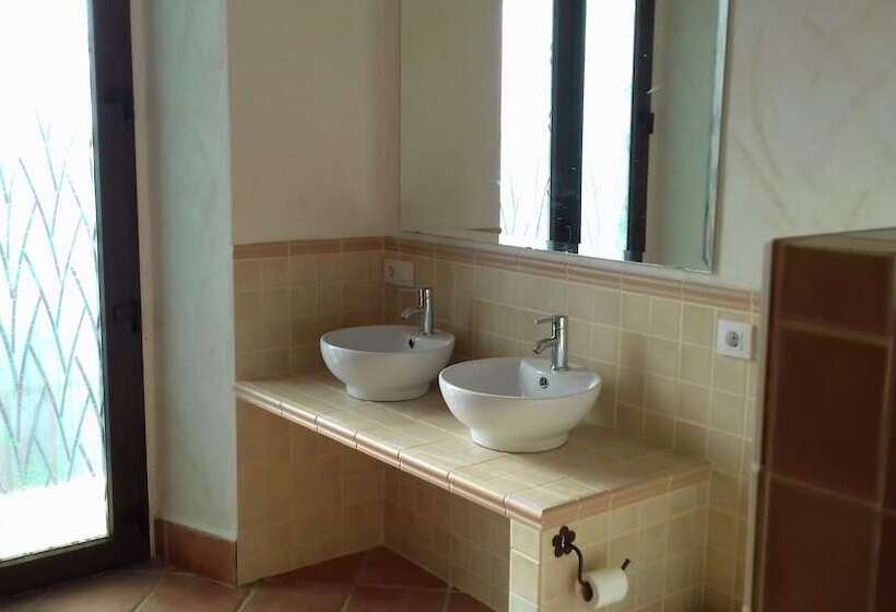 פנסיון Finca La Carnicera