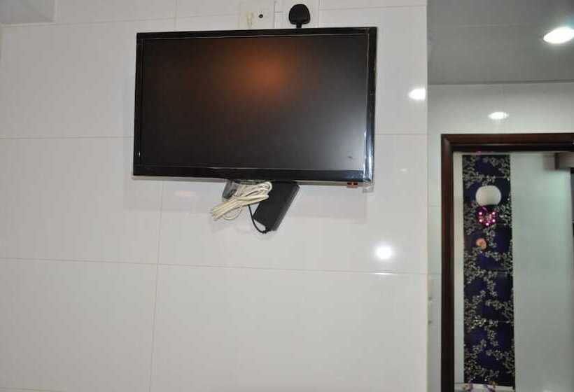 پانسیون Swiss Hostel