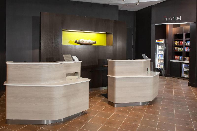 فندق Courtyard By Marriott Deland Historic Downtown