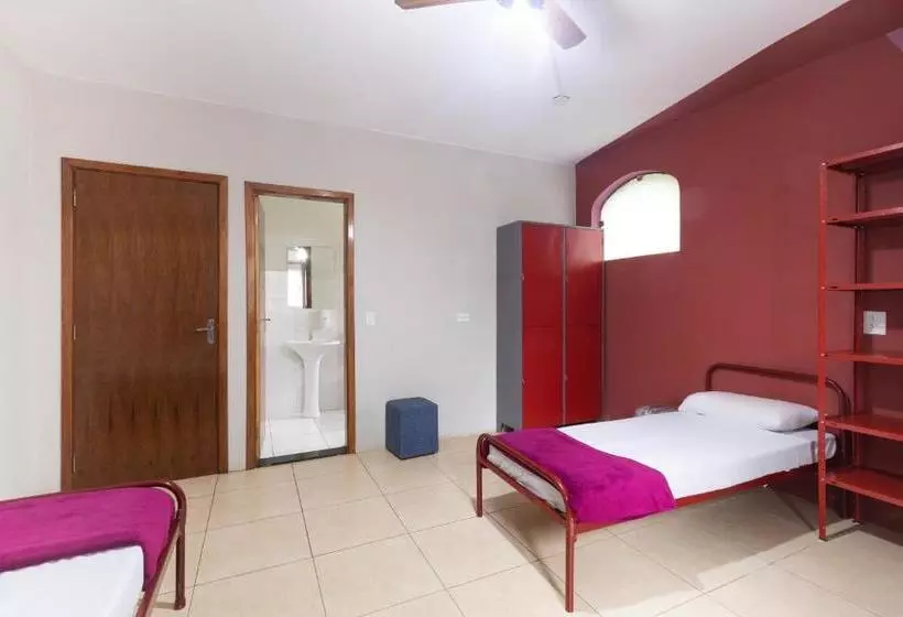 Hostel La Casa De Pedra