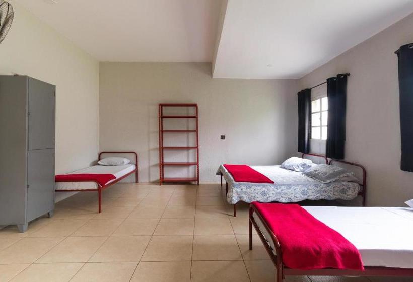 Hostel La Casa De Pedra