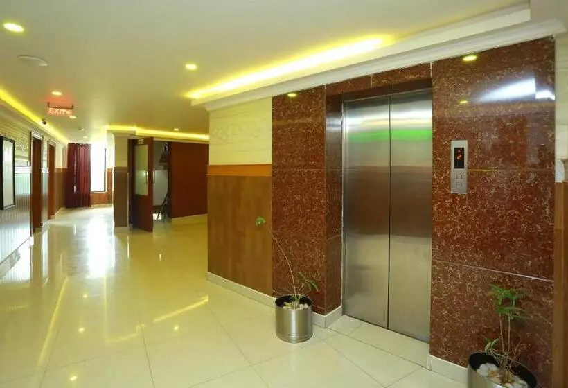 ホテル Capital O Kovilakam Residency