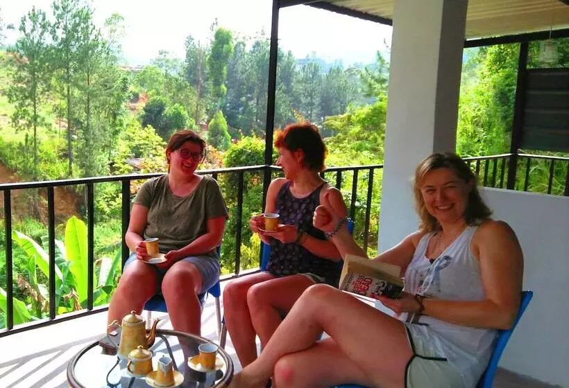 ペンション Silver Dome Guest House