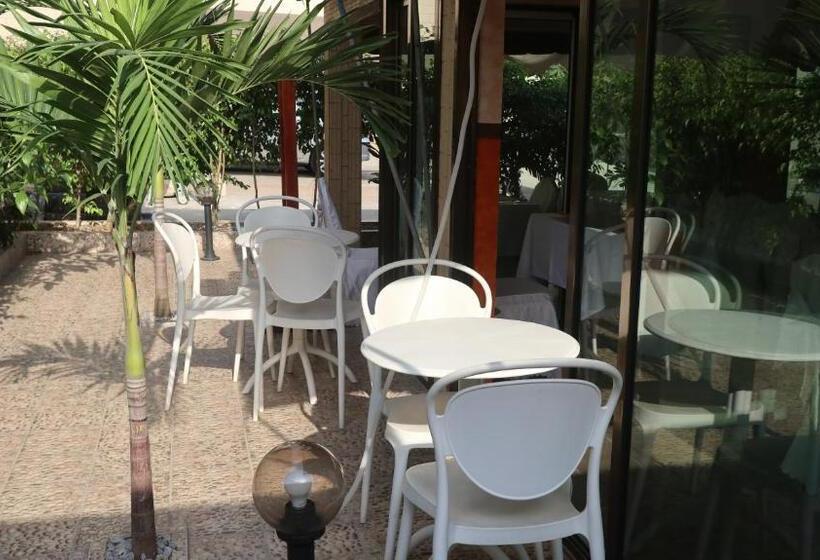 Residence Hotel Carmel Cocody