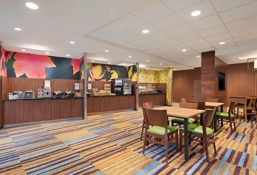 호텔 Fairfield Inn & Suites By Marriott Charlottesville Downtown/university Area
