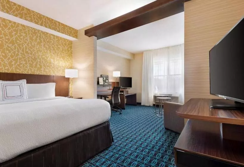 ホテル Fairfield Inn & Suites By Marriott Charlottesville Downtown/university Area