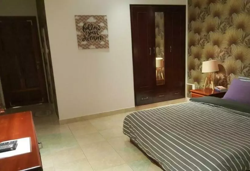 پانسیون 08 Homestay