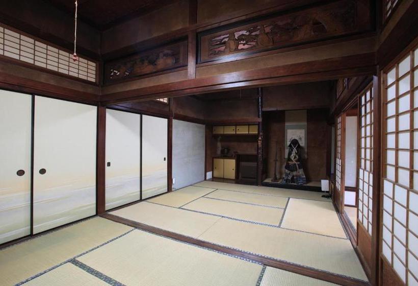 פנסיון In Bloom Beppu