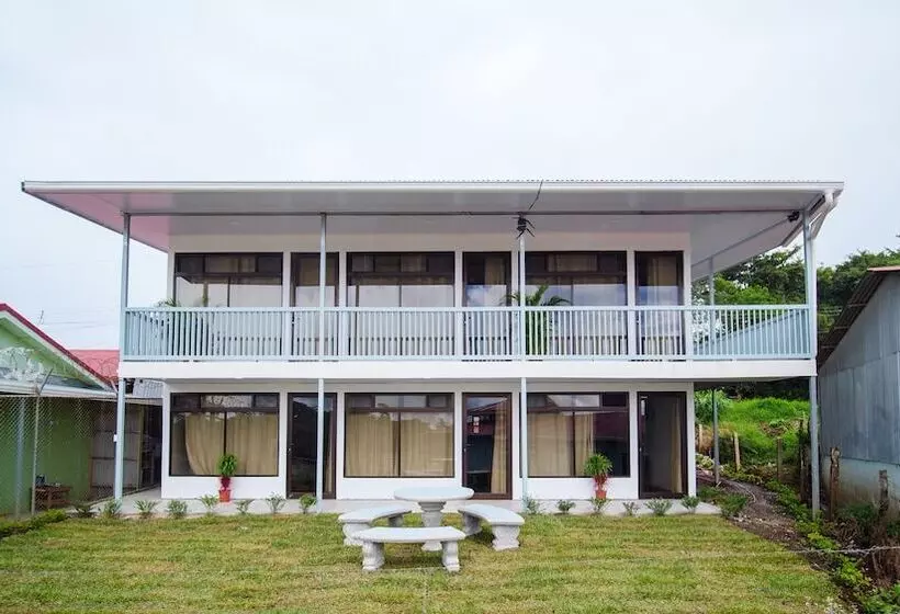 Aamiaismajoitus (B&B) Hostel Cattleya   Monteverde, Costa Rica