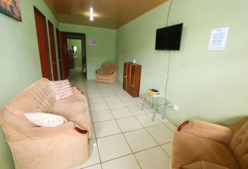 Aamiaismajoitus (B&B) Hostel Cattleya   Monteverde, Costa Rica