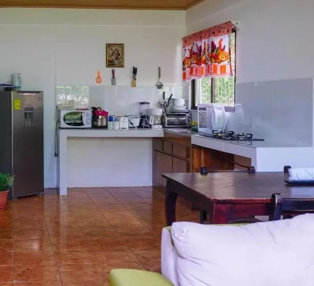 Aamiaismajoitus (B&B) Hostel Cattleya   Monteverde, Costa Rica