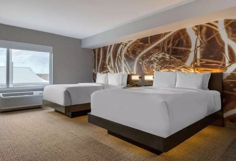 Cambria Hotel West Orange