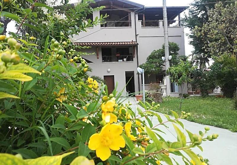 هتل Country House Corte Antica