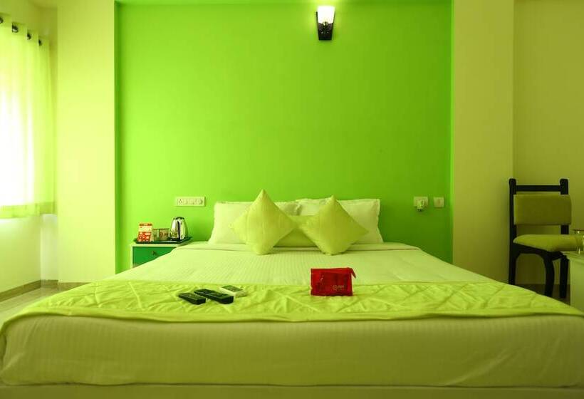 Hotel Oyo 2391 Greentree Serviced Apartment