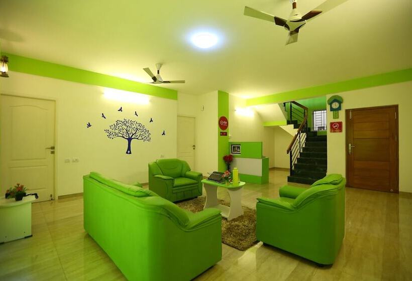 Hotel Oyo 2391 Greentree Serviced Apartment
