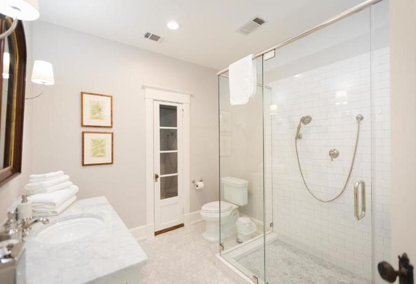 Nocleg ze śniadaniem Clifton House