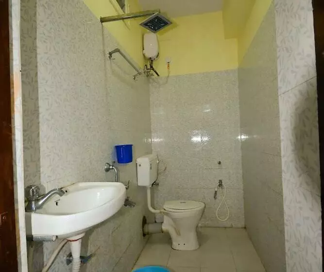 پانسیون Om Guest House