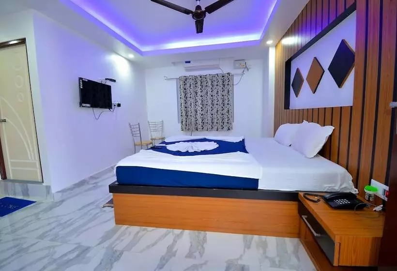 پانسیون Om Guest House