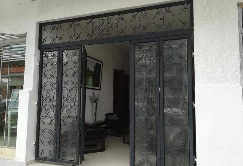 پانسیون Mi Bella Santa Cruz