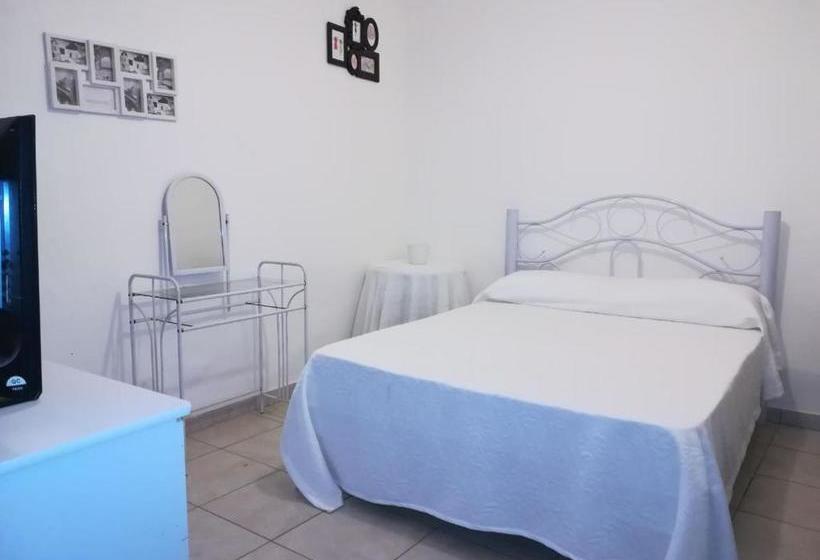 پانسیون Mi Bella Santa Cruz